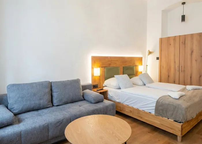 Simple Apt, With Full Kitchen Wiener Stadthalle *