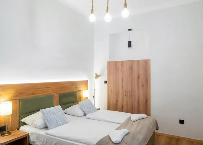 Апартаменти Simple Apt, With Full Kitchen Wiener Stadthalle *